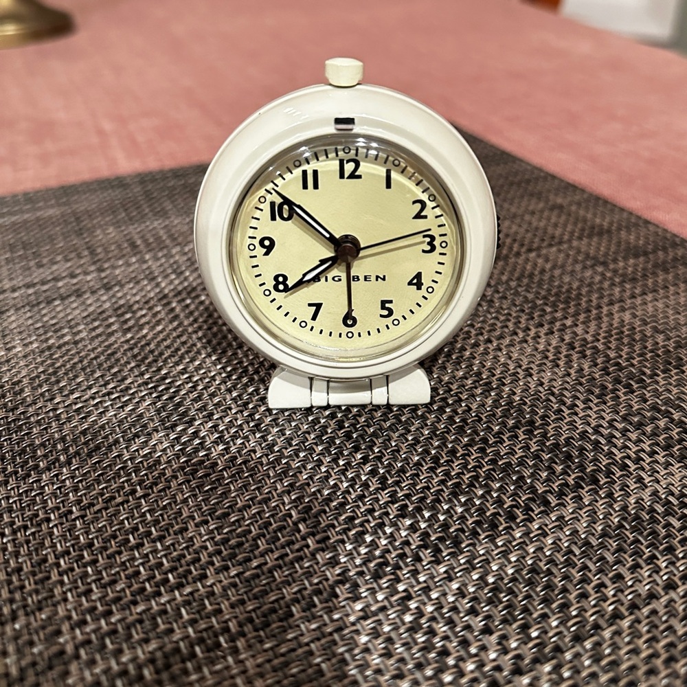Big Ben Travel Alarm Clock Quartz Running